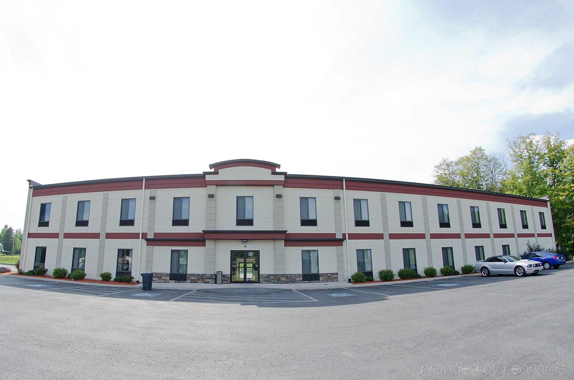 Pleasant Night Inn- Carthage Ny Exterior foto